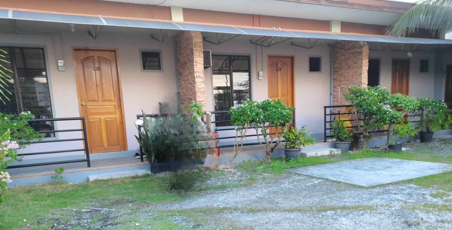 Casa Oeste Moalboal Exterior photo