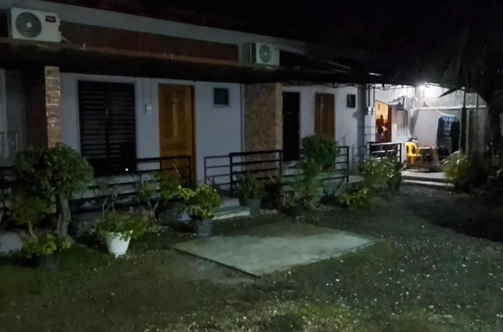 Casa Oeste Moalboal Exterior photo
